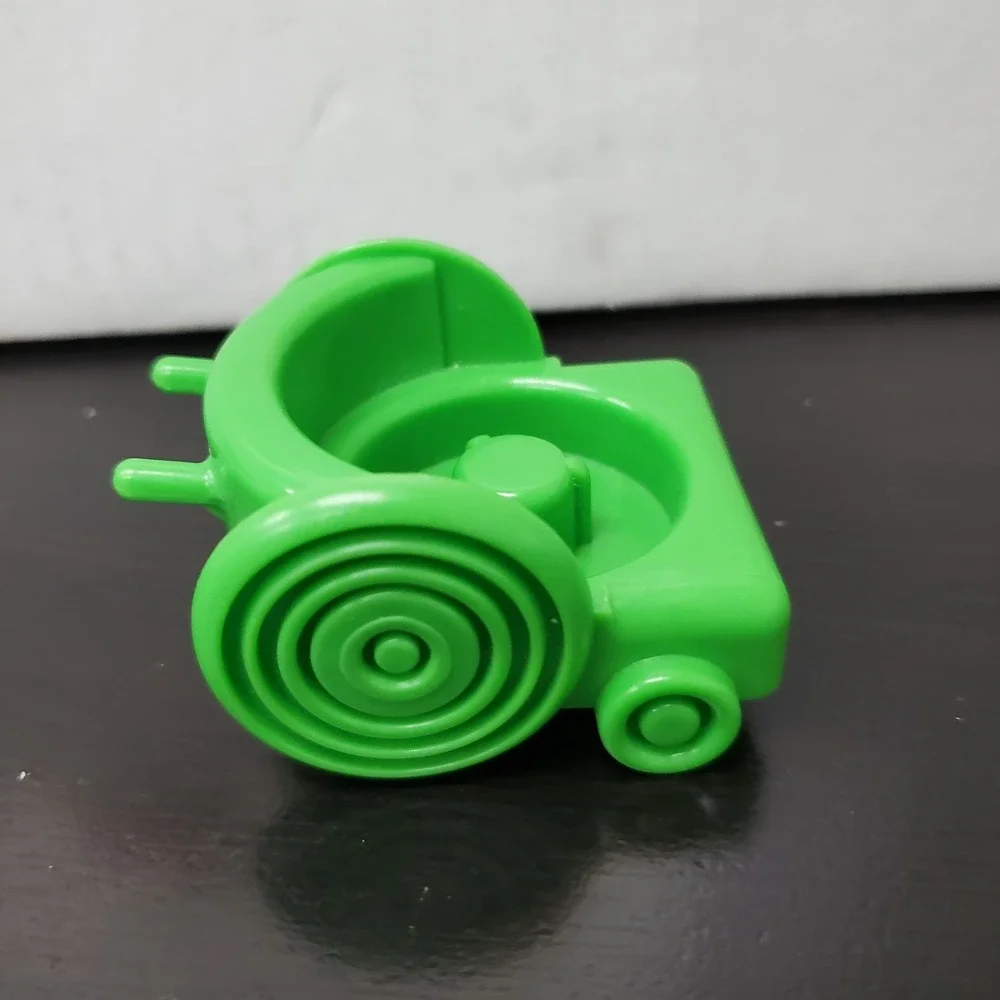 Fisher Price Little People Green WHEELCHAIR Accessory Piece from 2001